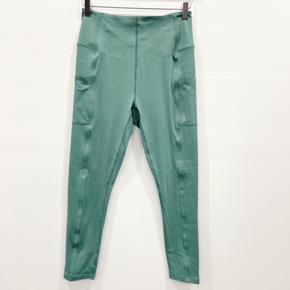 Free People Movement Scalloped Side Pocket Green Crop Legging Athleisure Medium